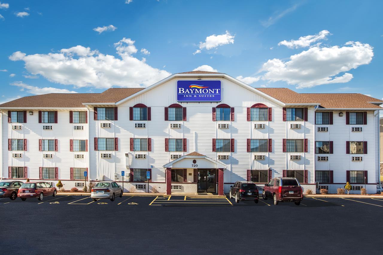 Hotel Baymont By Wyndham Cedar Rapids Exterior foto